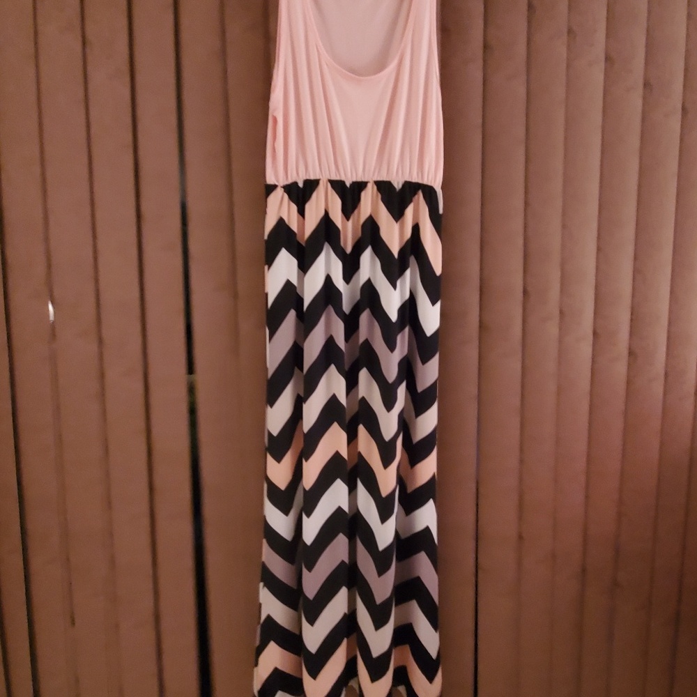 Beach maxi size xl. Chevron print. New